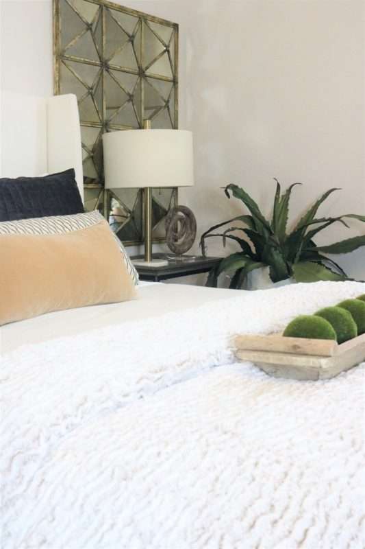 How to Style Your Bed Like a Pro - Melissa Roberts Interior, Design & Home  Decor Blog