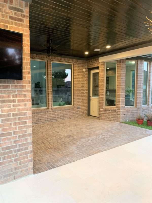 Melissa Roberts Interiors, home decor blog, diy blog, diy project, diy limewash, diy limewash project, limewash, how to limewash, how to limewash your brick home, easy steps to limewash your home. how to limewash walls. how to limewash your fireplace, patio remodel, brick walls, brick patio, brick floor, limewash