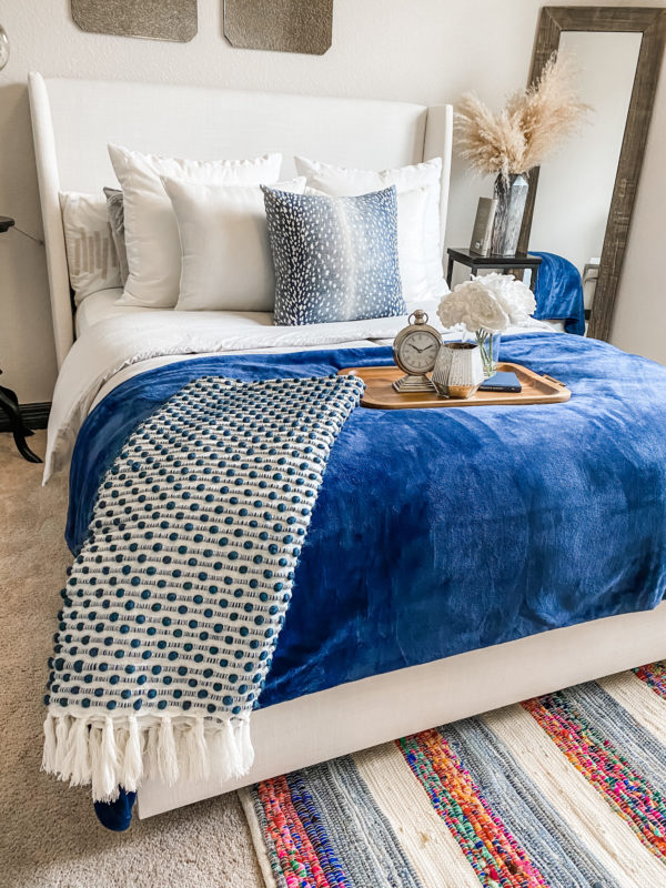 4 Tips for Tastefully Styling Your Bed With Throw Pillows - Design Matters  Blog